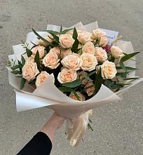 Букет Кремовые розы Латте в Казачка