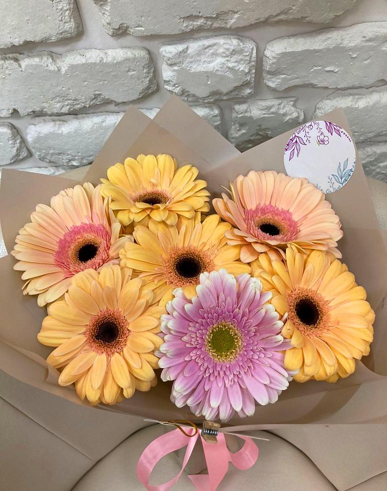 Букет цветов из: Герберы в Казачка