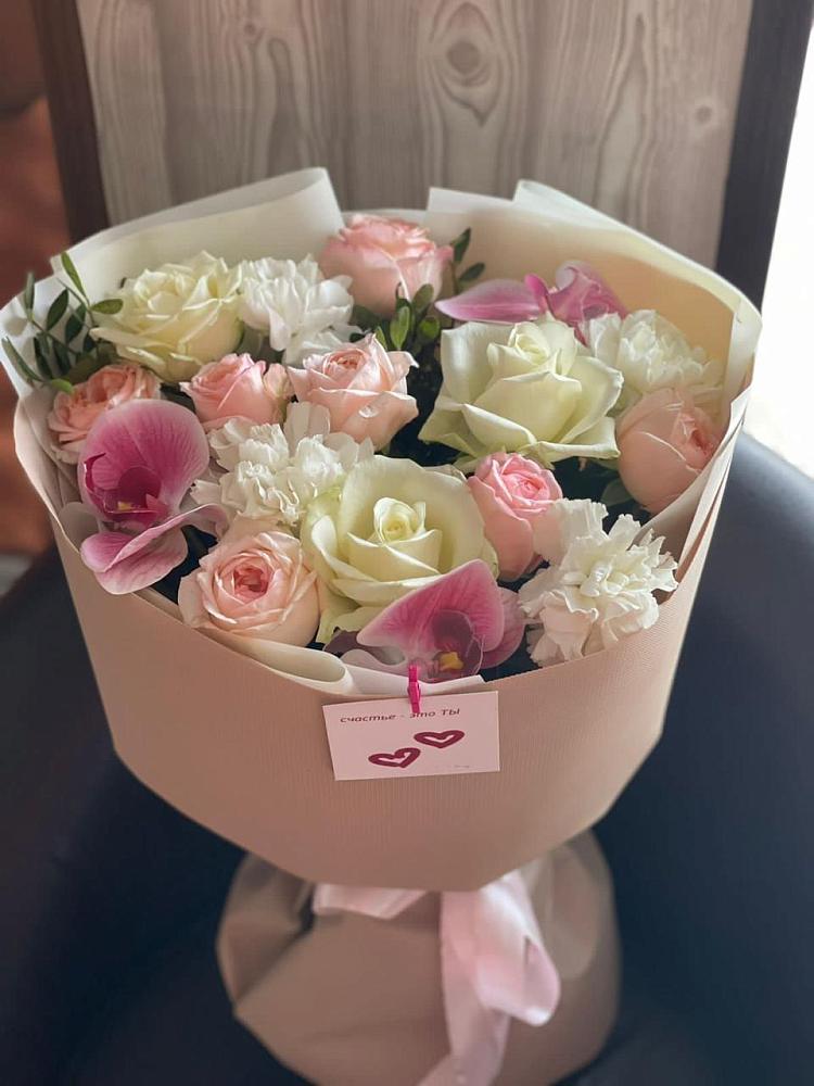 Букет цветов из: Орхидеи, Розы и Гвоздики в Казачка