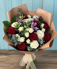 Букет цветов из:  Розы и Альстромерии #REPLACE_PRED# Казачка