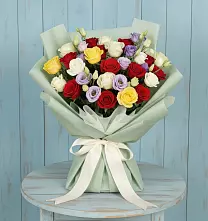Букет цветов из:  Розы в Казачка