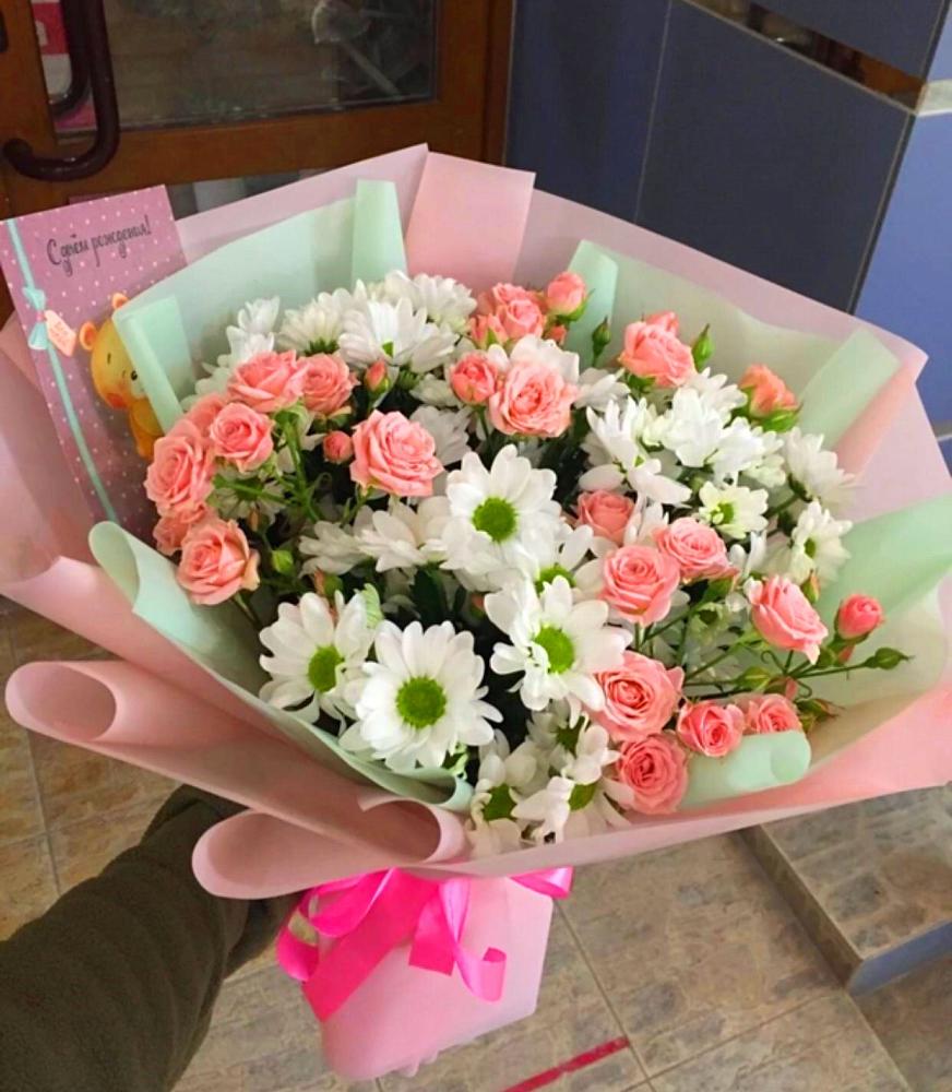 Букет цветов из: Розы и Хризантемы в Казачка