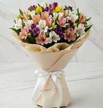 Букет цветов из:  Альстромерии в Казачка