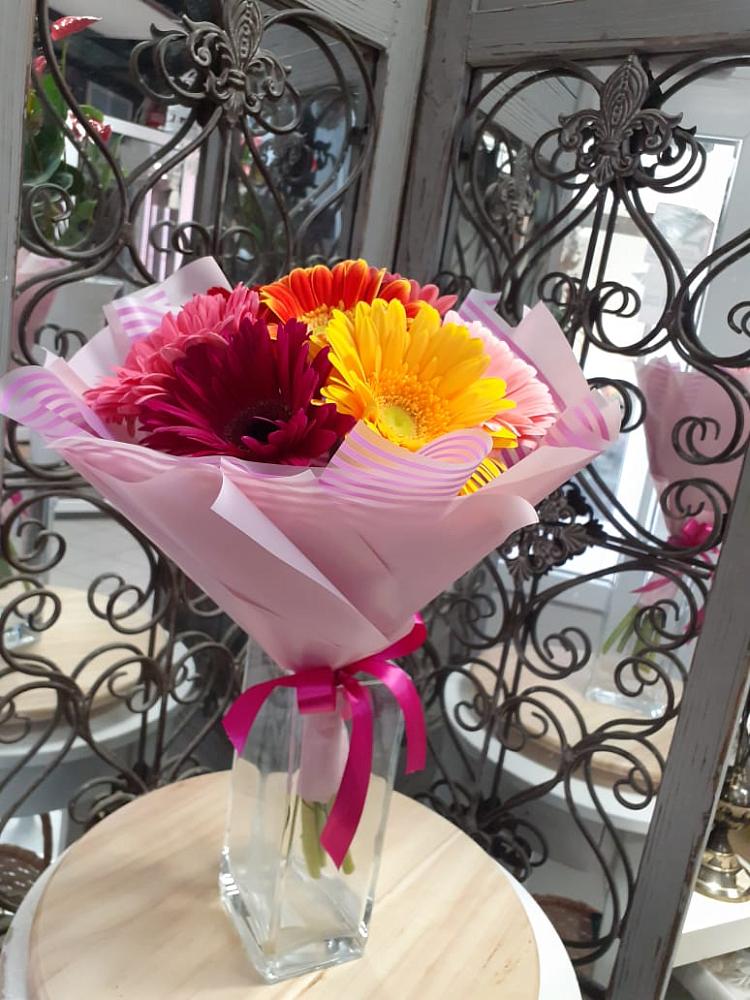 Букет цветов из: Герберы в Казачка