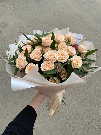 Букет Кремовые розы Латте в Казачка