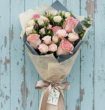 Букет цветов из:  Розы в Казачка