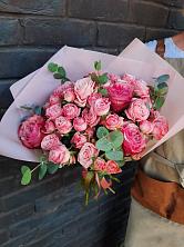 Букет цветов из:  Розы в Казачка