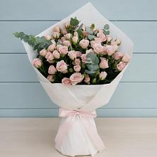 Букет цветов из:  Розы в Казачка